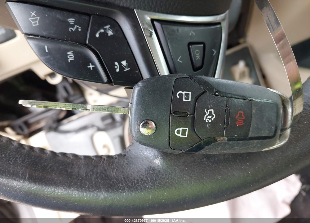 2014 FORD FUSION SE VIN: 3FA6P0HD3ER384933