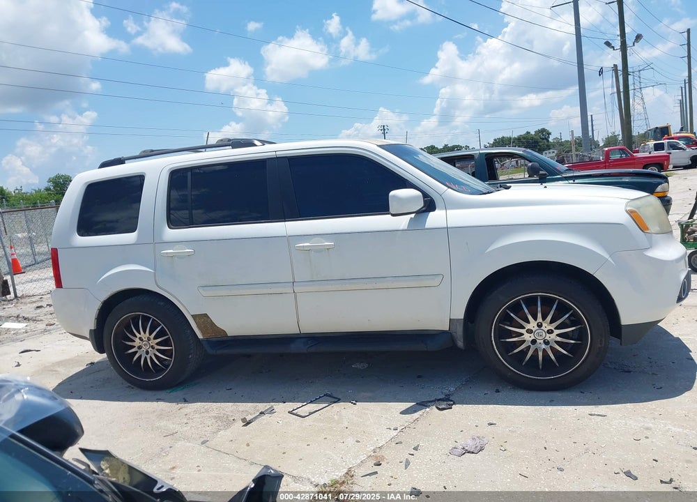 2012 HONDA PILOT VIN: 5FNYF3H56CB025638