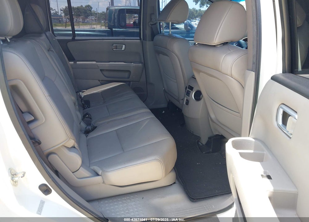 2012 HONDA PILOT VIN: 5FNYF3H56CB025638
