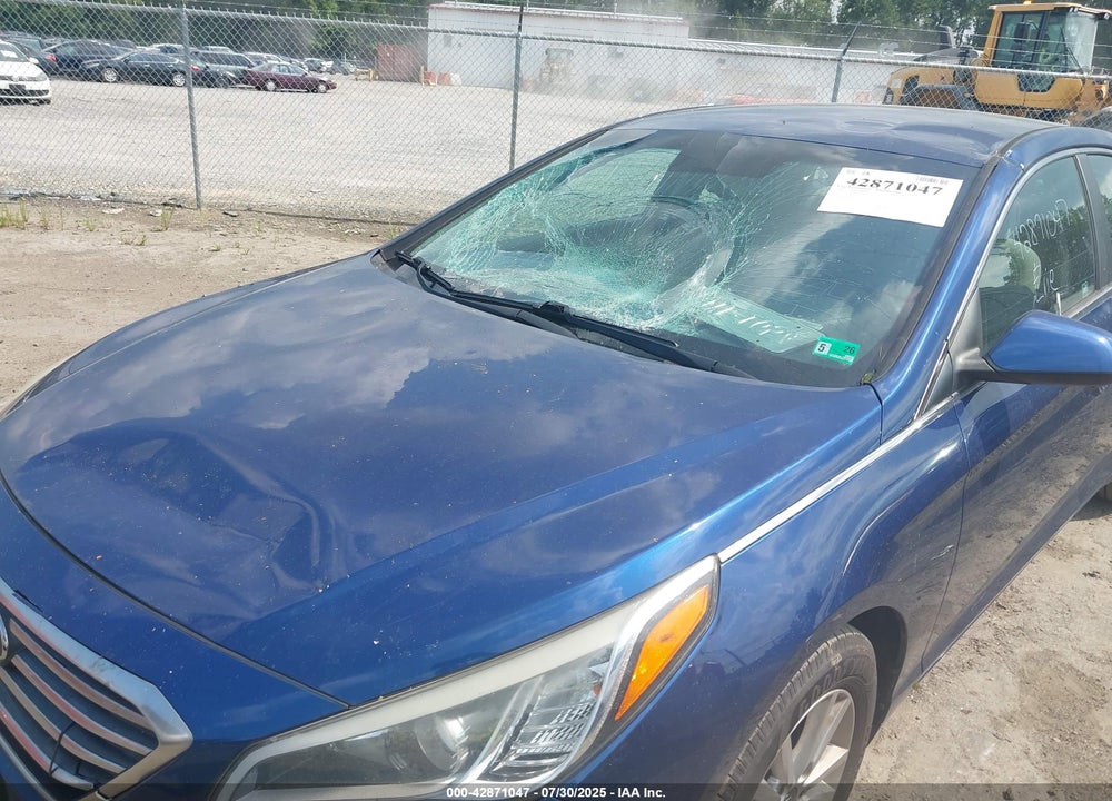 2016 HYUNDAI SONATA VIN: 5NPE24AF9GH330467