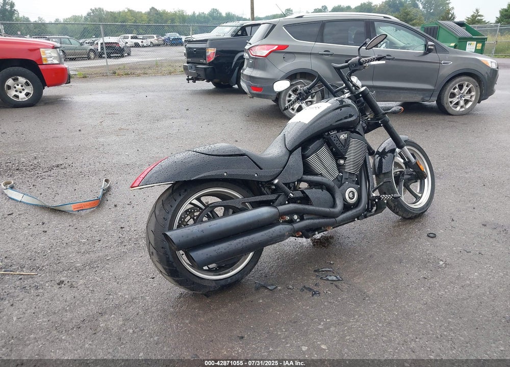 2014 VICTORY MOTORCYCLES HAMMER 8-BALL VIN: 5VPHA36N0E3032474