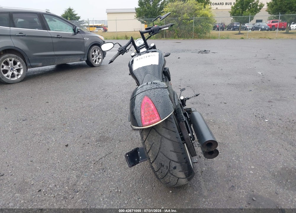 2014 VICTORY MOTORCYCLES HAMMER 8-BALL VIN: 5VPHA36N0E3032474