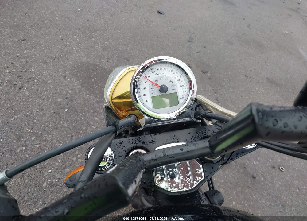 2014 VICTORY MOTORCYCLES HAMMER 8-BALL VIN: 5VPHA36N0E3032474