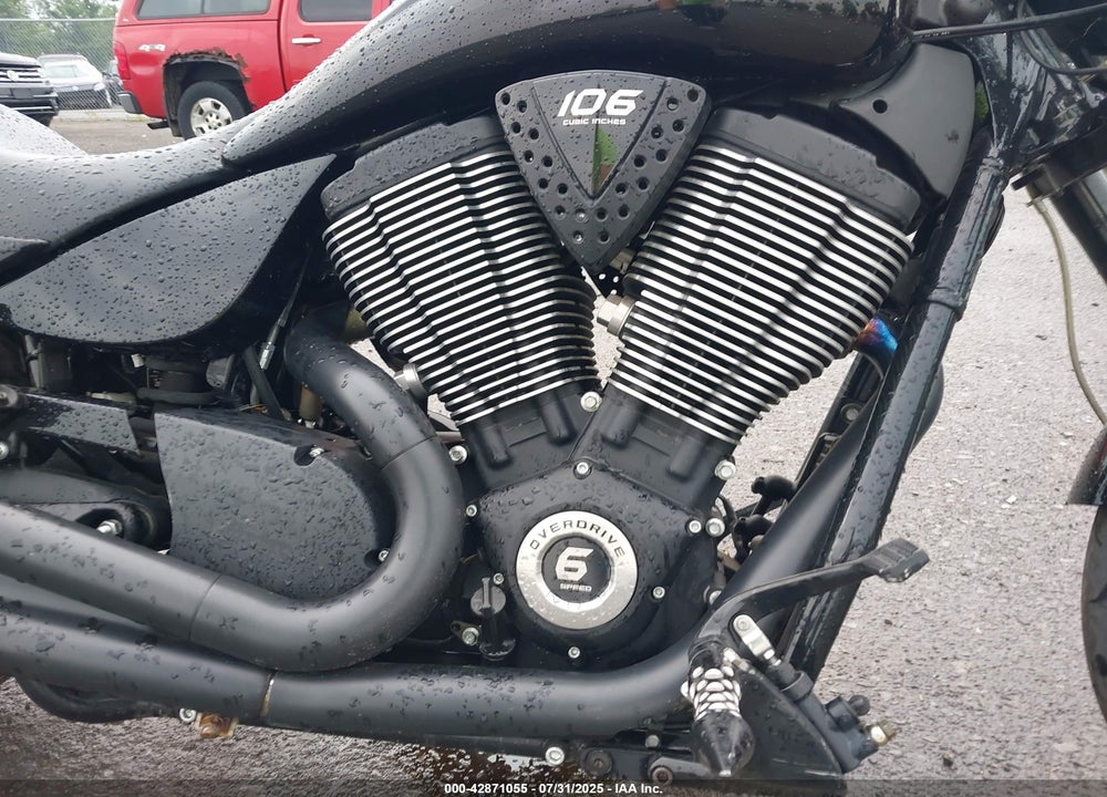 2014 VICTORY MOTORCYCLES HAMMER 8-BALL VIN: 5VPHA36N0E3032474