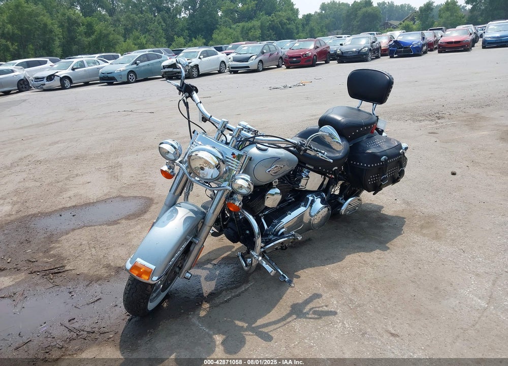 2011 HARLEY-DAVIDSON FLSTC VIN: 1HD1BW515BB033861