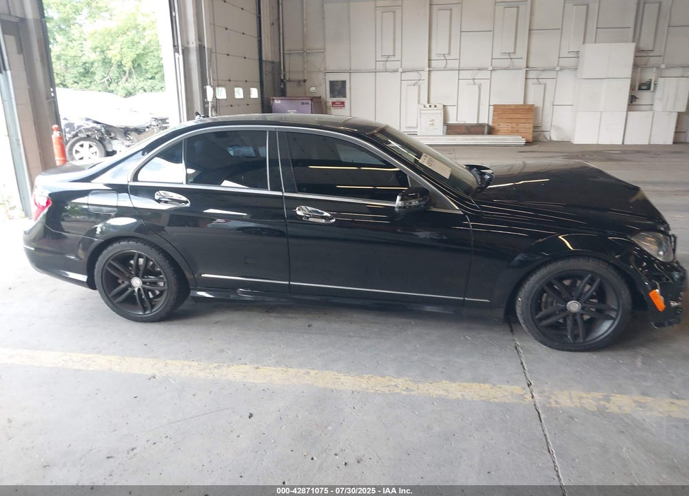 2012 MERCEDES-BENZ C 300 LUXURY 4MATIC/SPORT 4MATIC VIN: WDDGF8BB9CA707631