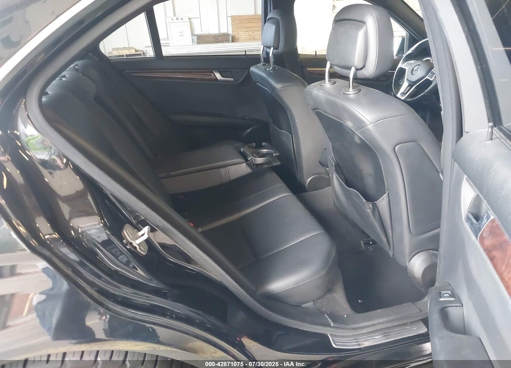 2012 MERCEDES-BENZ C 300 LUXURY 4MATIC/SPORT 4MATIC VIN: WDDGF8BB9CA707631