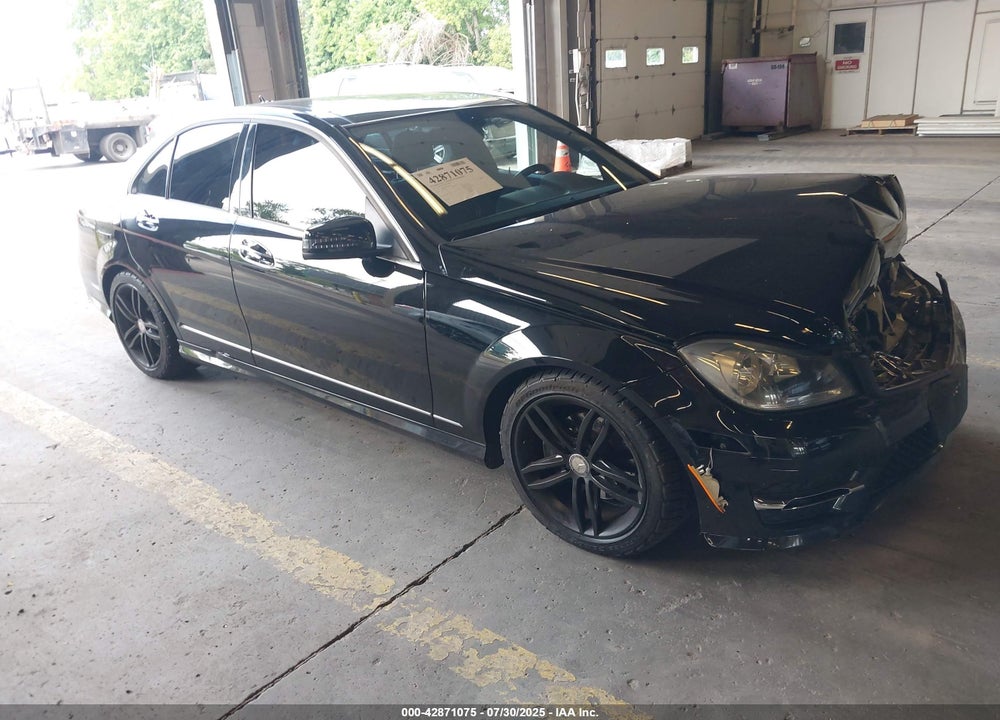 2012 MERCEDES-BENZ C 300 LUXURY 4MATIC/SPORT 4MATIC VIN: WDDGF8BB9CA707631