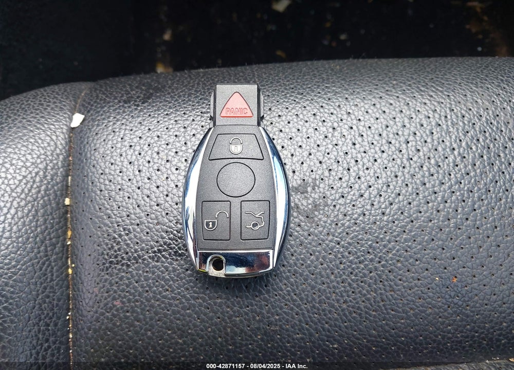 2013 MERCEDES-BENZ C CLASS VIN: WDDGF4HB4DR259107