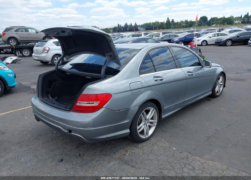 2013 MERCEDES-BENZ C CLASS VIN: WDDGF4HB4DR259107