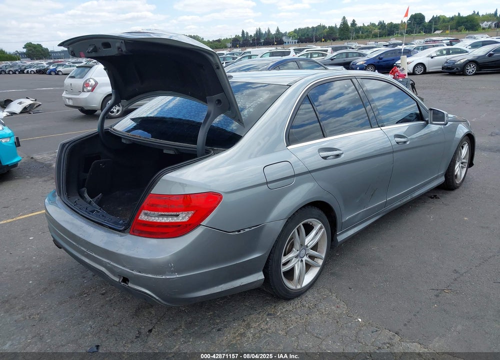 2013 MERCEDES-BENZ C CLASS VIN: WDDGF4HB4DR259107