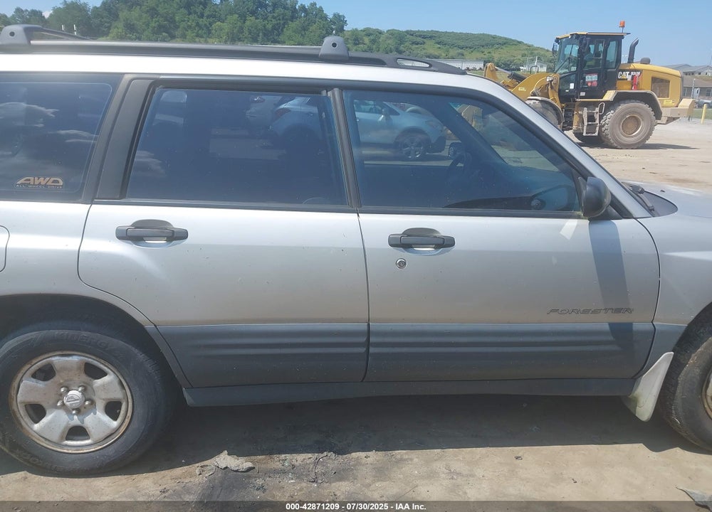 2001 SUBARU FORESTER L VIN: JF1SF635X1H713269