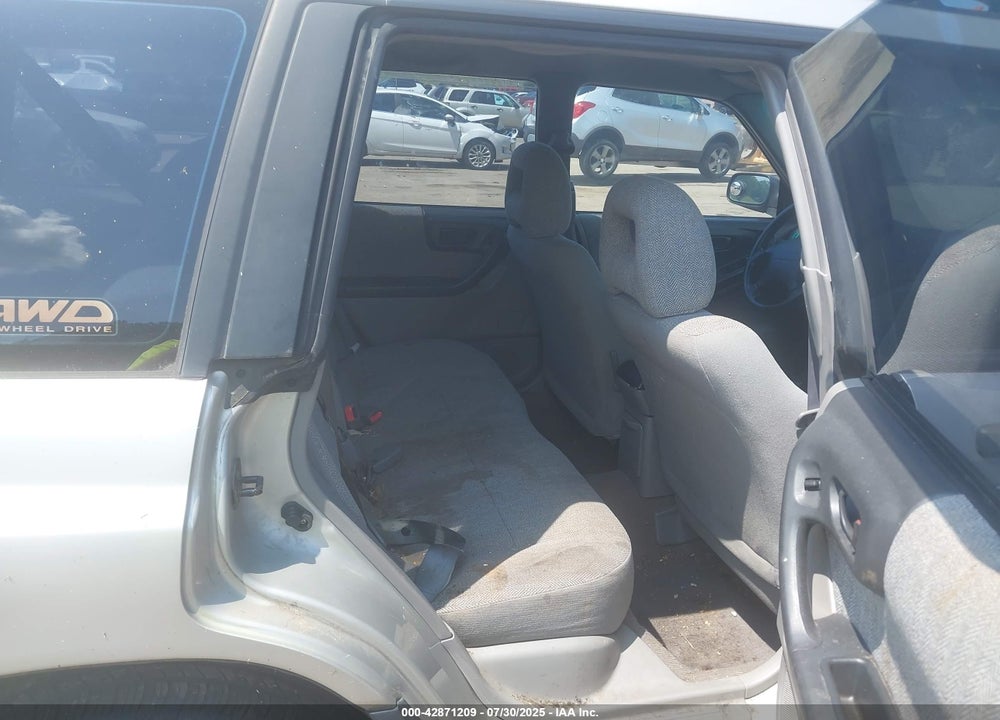 2001 SUBARU FORESTER L VIN: JF1SF635X1H713269