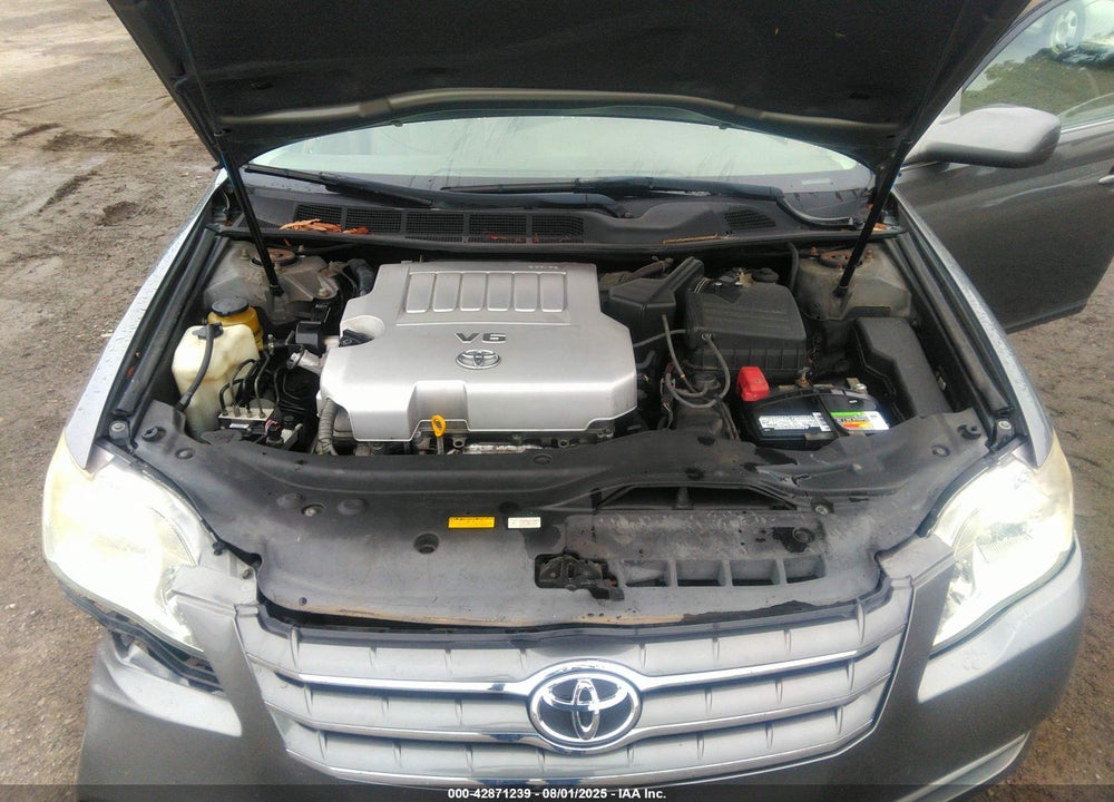 2005 TOYOTA AVALON XL VIN: 4T1BK36B35U018792
