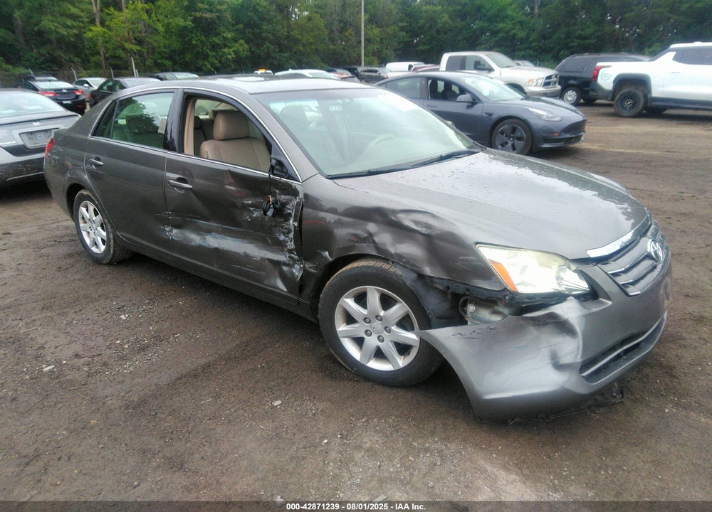 2005 TOYOTA AVALON XL VIN: 4T1BK36B35U018792