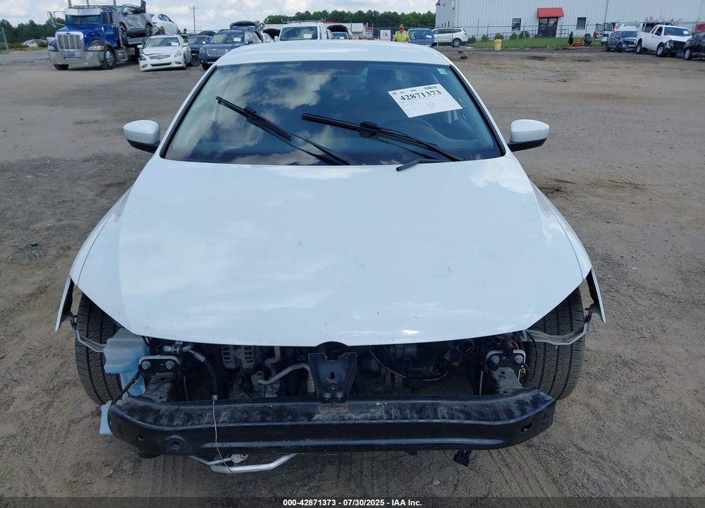 2018 VOLKSWAGEN JETTA VIN: 3VW167AJ1JM218432