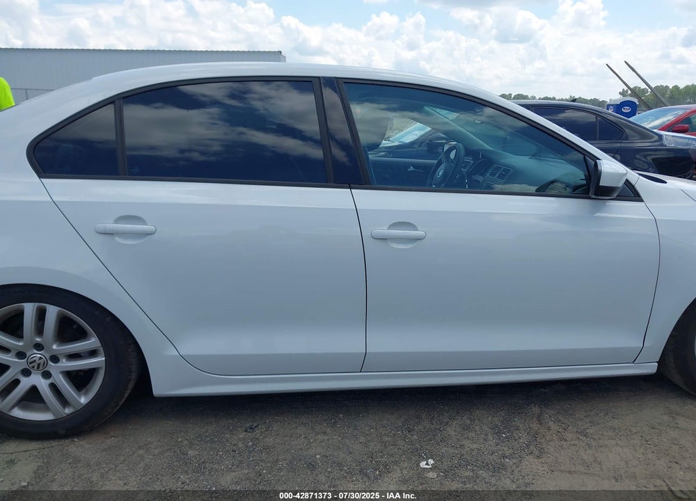2018 VOLKSWAGEN JETTA VIN: 3VW167AJ1JM218432