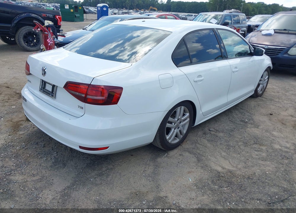 2018 VOLKSWAGEN JETTA VIN: 3VW167AJ1JM218432