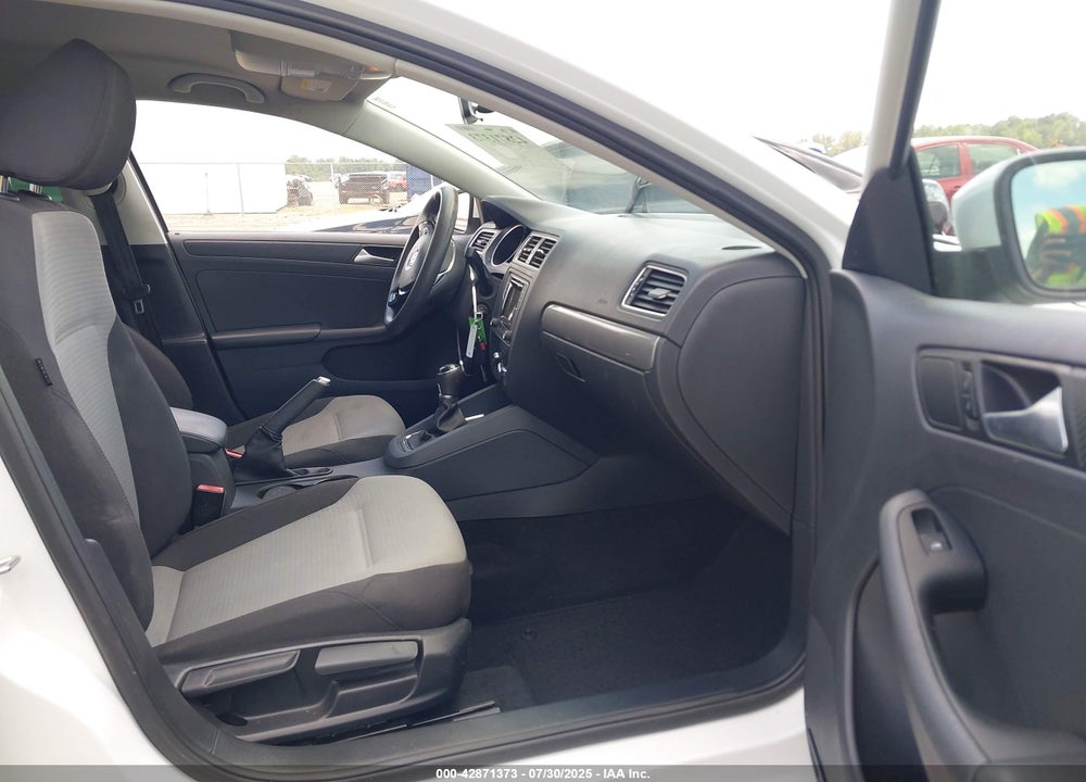2018 VOLKSWAGEN JETTA VIN: 3VW167AJ1JM218432