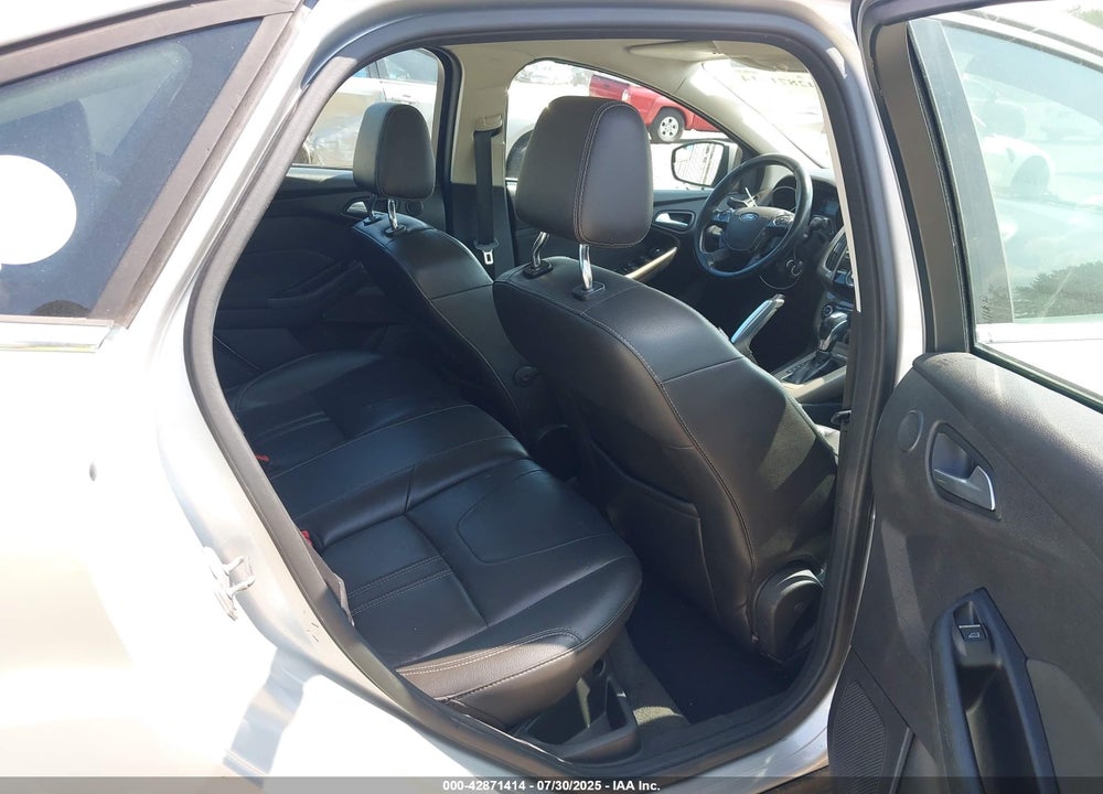 2012 FORD FOCUS VIN: 1FAHP3H27CL124734