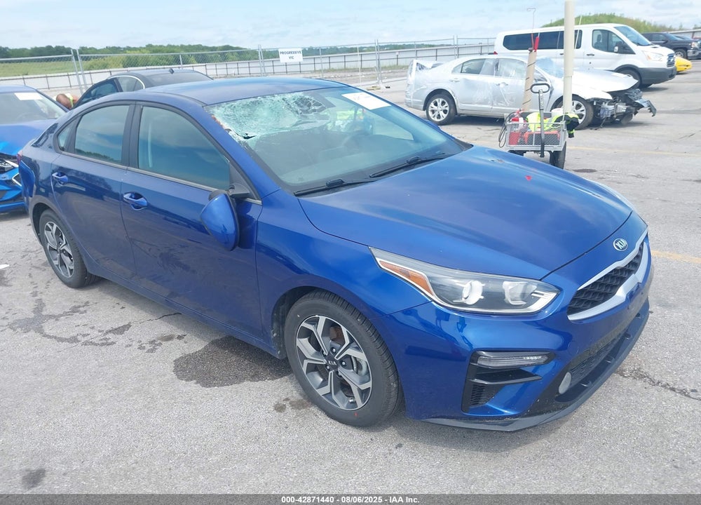 2019 KIA FORTE LXS VIN: 3KPF24ADXKE137423