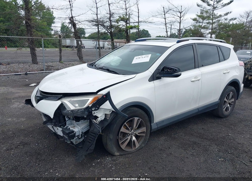 2017 TOYOTA RAV4 XLE VIN: JTMWFREV2HJ148223