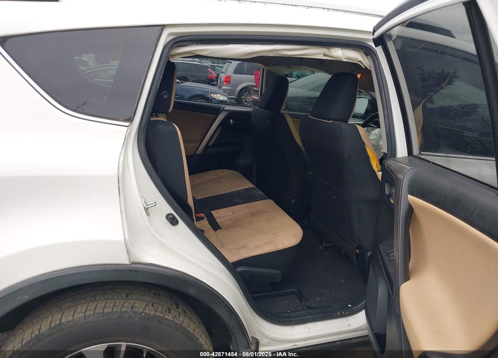 2017 TOYOTA RAV4 XLE VIN: JTMWFREV2HJ148223