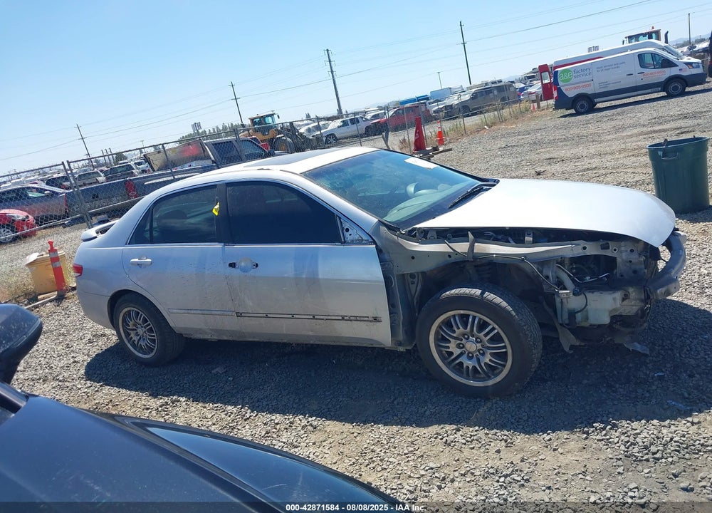 2003 HONDA ACCORD 3.0 EX VIN: 1HGCM665X3A088577