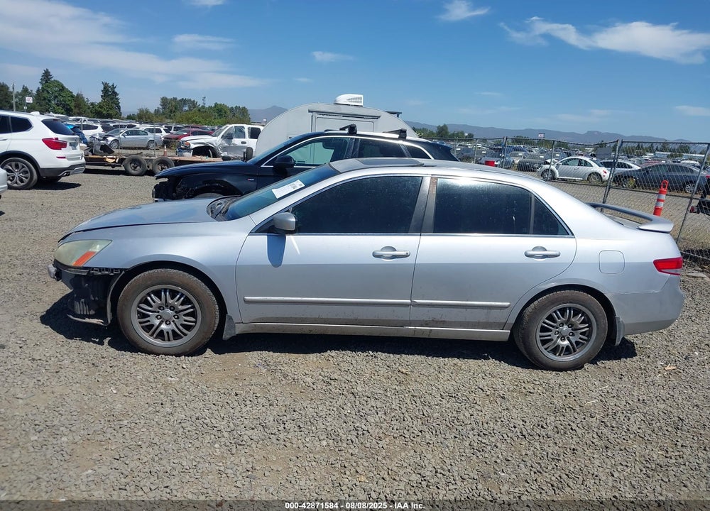 2003 HONDA ACCORD 3.0 EX VIN: 1HGCM665X3A088577