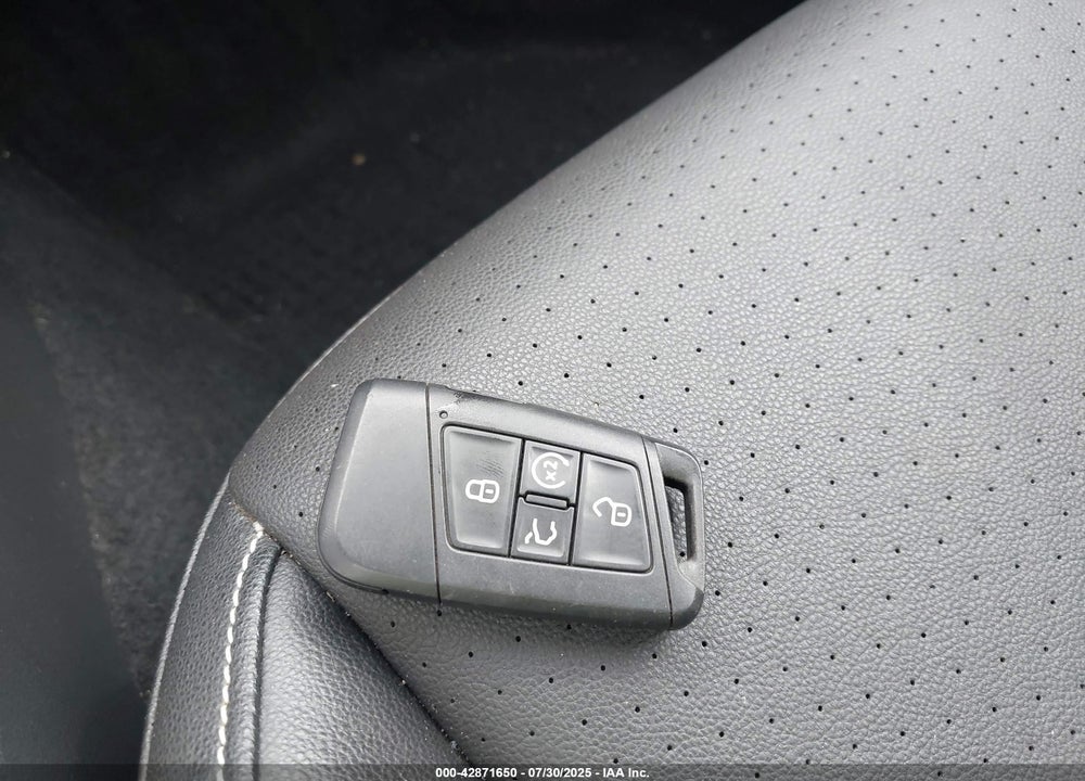 2023 VOLKSWAGEN JETTA VIN: 3VW7M7BU1PM025621