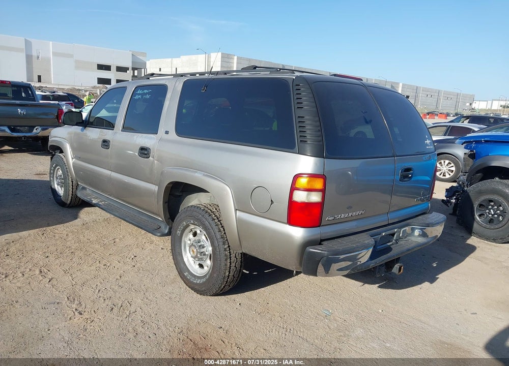 2001 CHEVROLET SUBURBAN 2500 LS VIN: 3GNGC26U91G121786