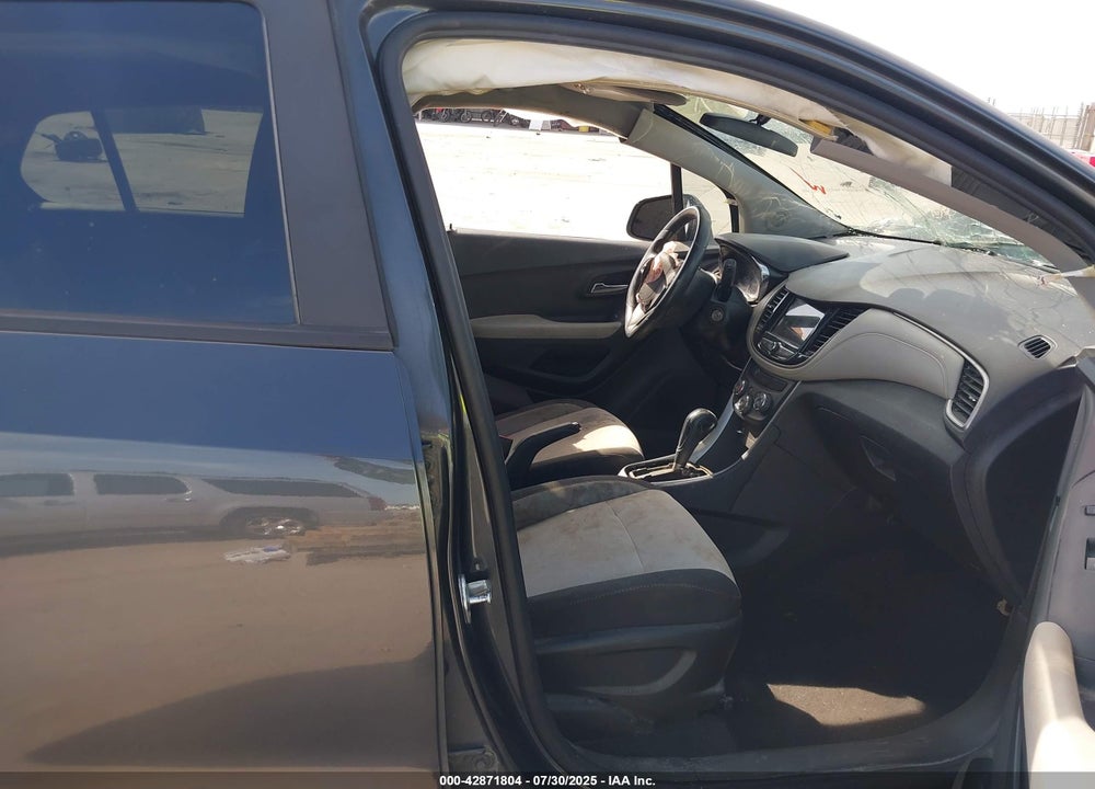 2019 CHEVROLET TRAX VIN: 3GNCJKSB4KL166524