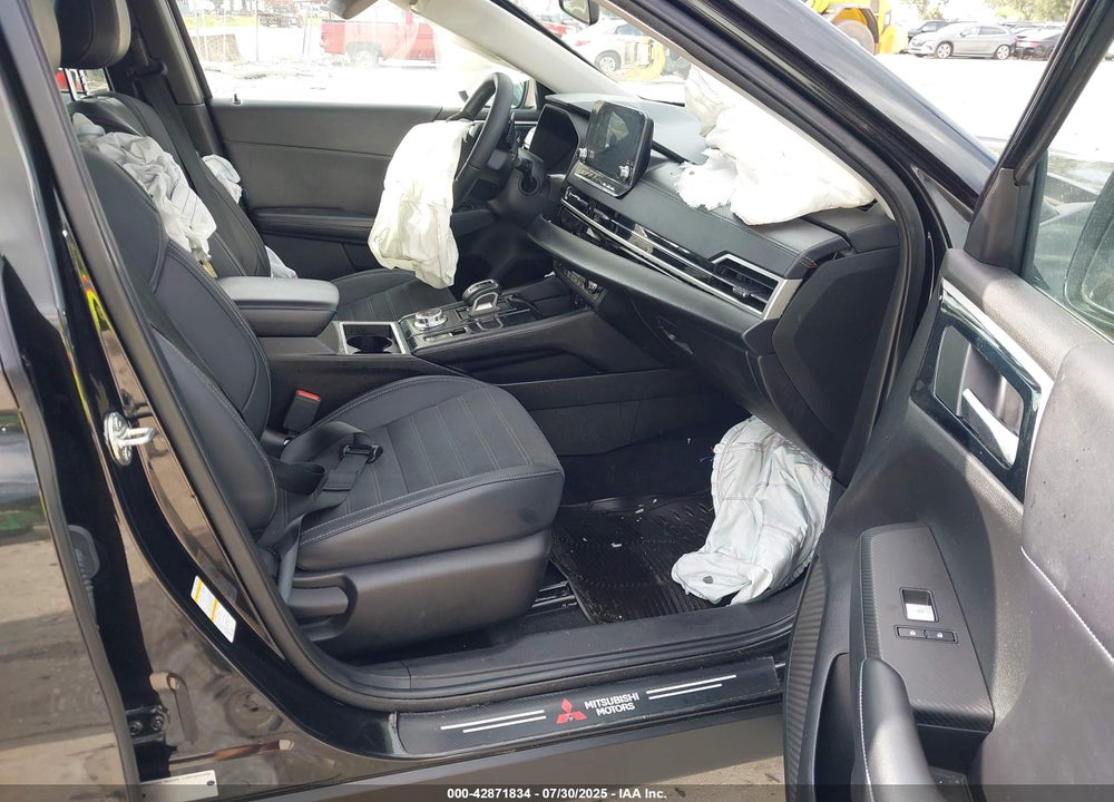 2023 MITSUBISHI OUTLANDER VIN: JA4J3UA86PZ026657