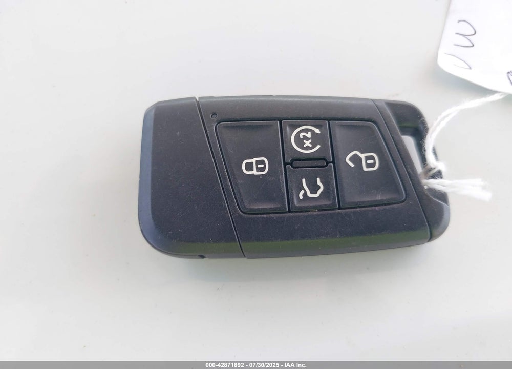 2023 VOLKSWAGEN TAOS VIN: 3VVEX7B22PM301550