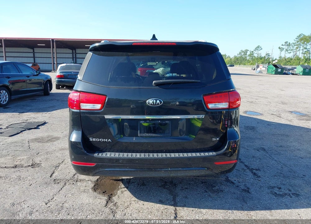 2015 KIA SEDONA VIN: KNDMC5C10F6037839