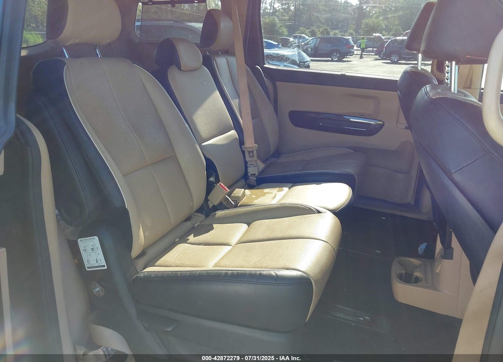 2015 KIA SEDONA VIN: KNDMC5C10F6037839