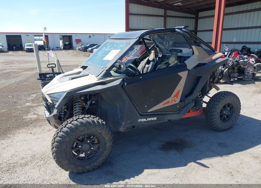 2021 POLARIS RZR PRO XP PREMIUM VIN: 3NSRAC926MG622273