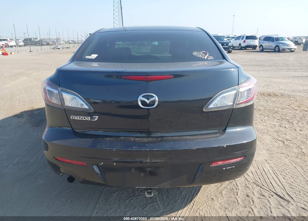 2013 MAZDA 3 VIN: JM1BL1TG0D1838513