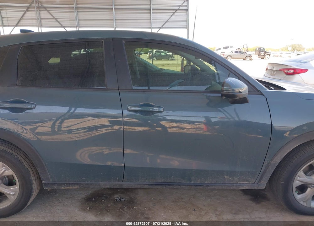 2025 HONDA HR-V 2WD LX VIN: 3CZRZ1H35SM741823