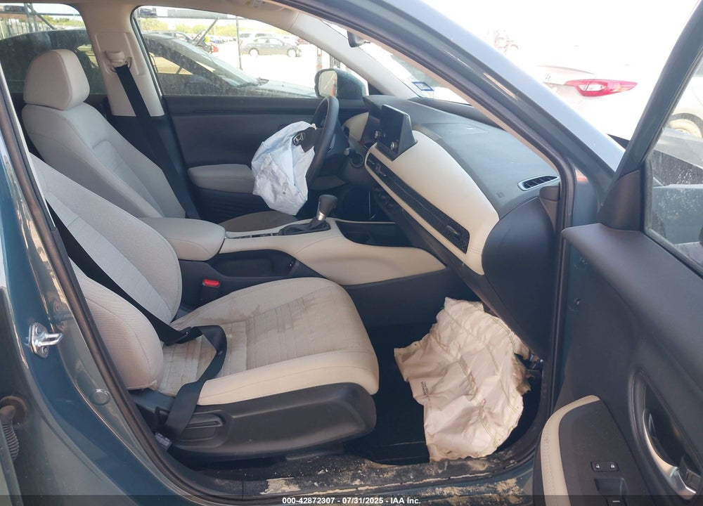 2025 HONDA HR-V 2WD LX VIN: 3CZRZ1H35SM741823