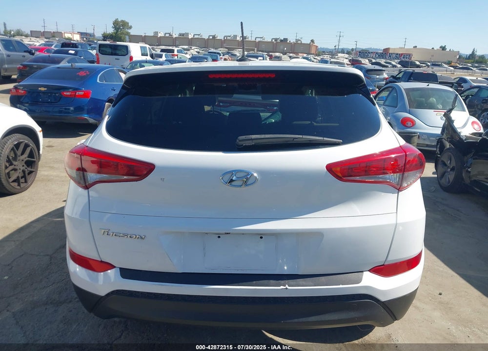 2017 HYUNDAI TUCSON VIN: KM8J23A49HU276047