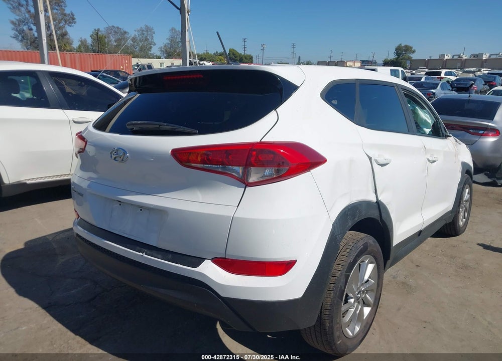 2017 HYUNDAI TUCSON VIN: KM8J23A49HU276047