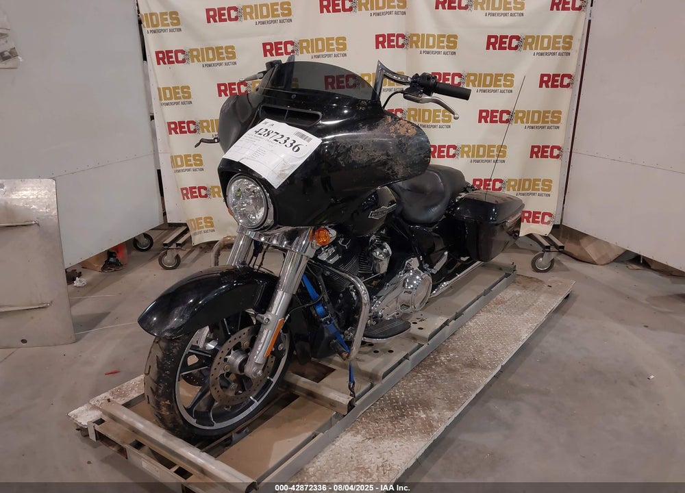 2022 HARLEY-DAVIDSON FLHX VIN: 1HD1KBC17NB617789