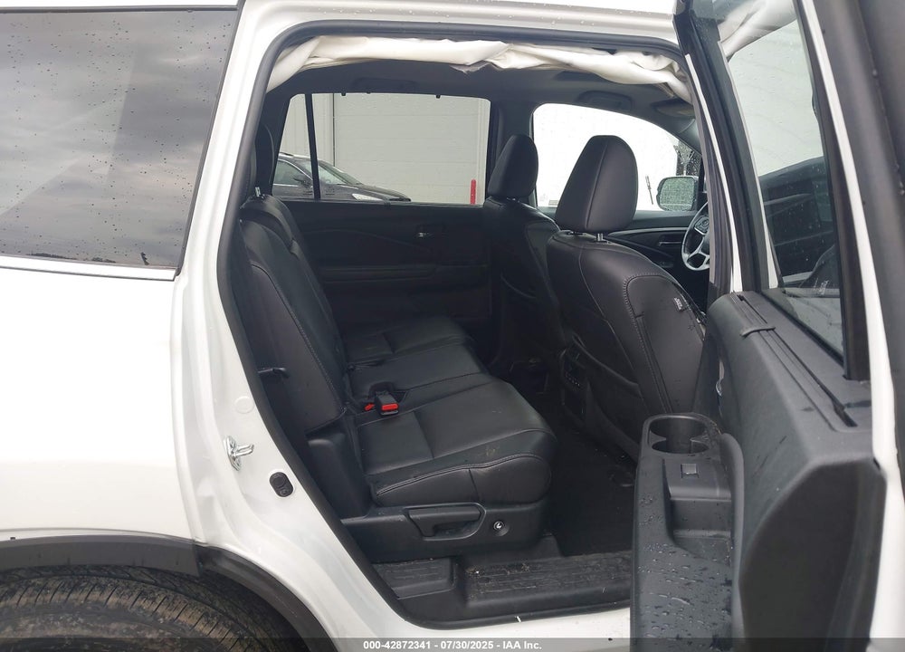 2021 HONDA PILOT VIN: 5FNYF6H56MB064149