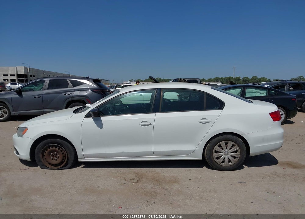 2014 VOLKSWAGEN JETTA VIN: 3VW2K7AJ2EM333093