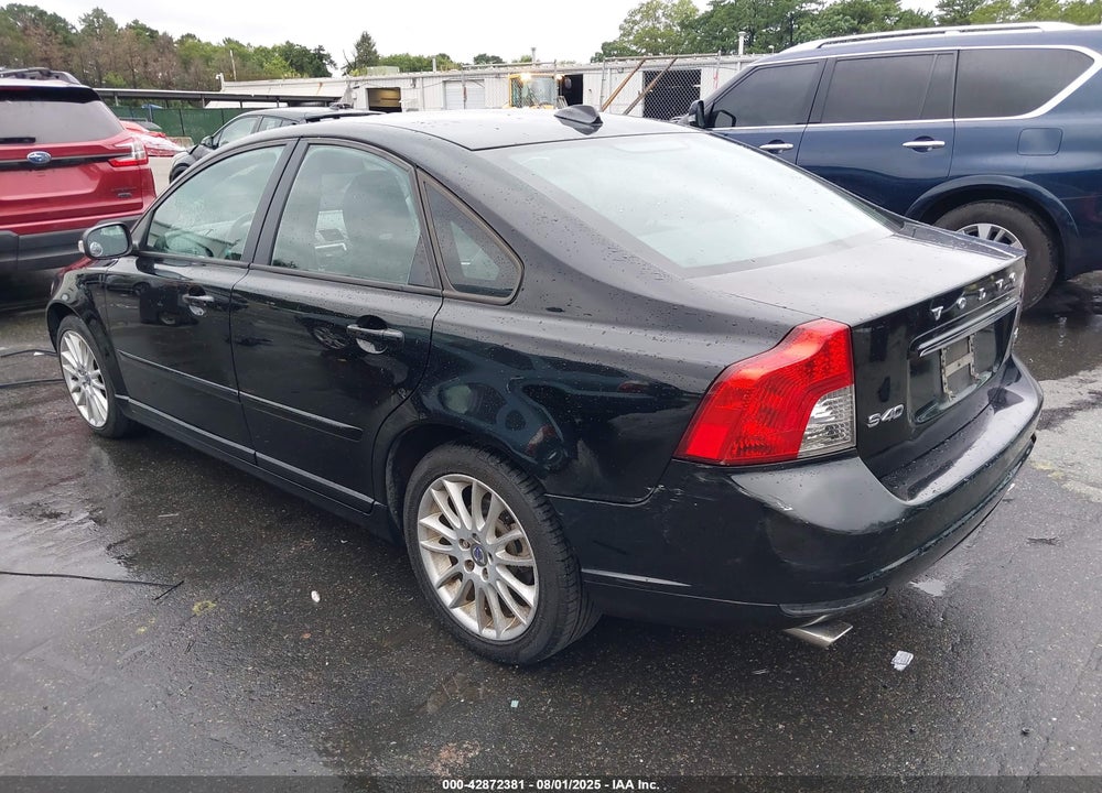 2011 VOLVO S40 VIN: YV1672MS4B2535217