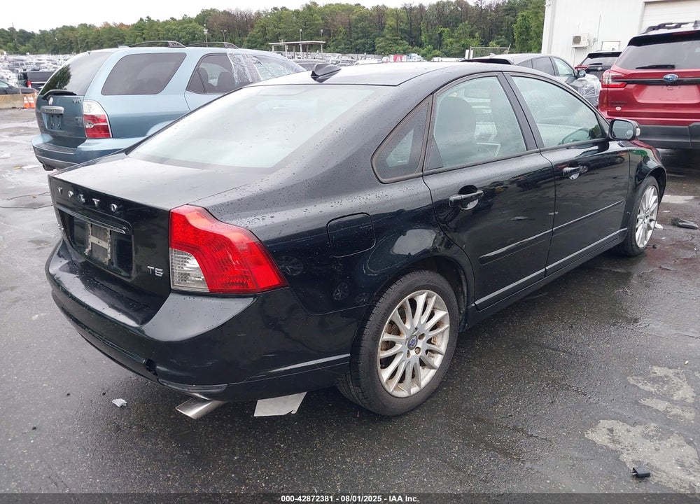 2011 VOLVO S40 VIN: YV1672MS4B2535217