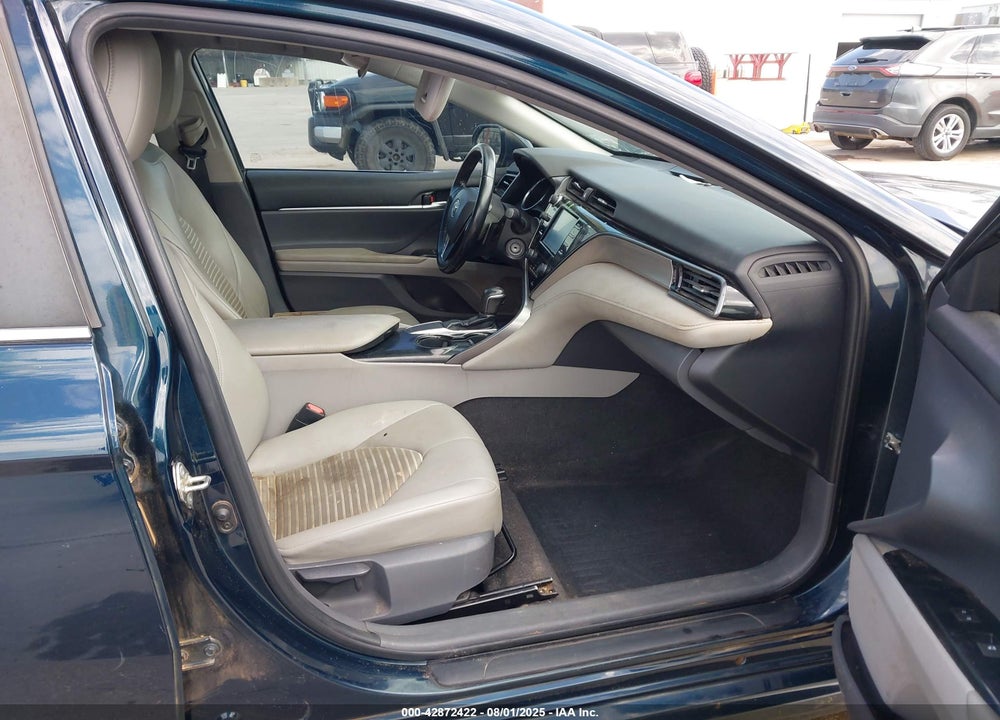 2019 TOYOTA CAMRY VIN: 4T1B11HK0KU830230