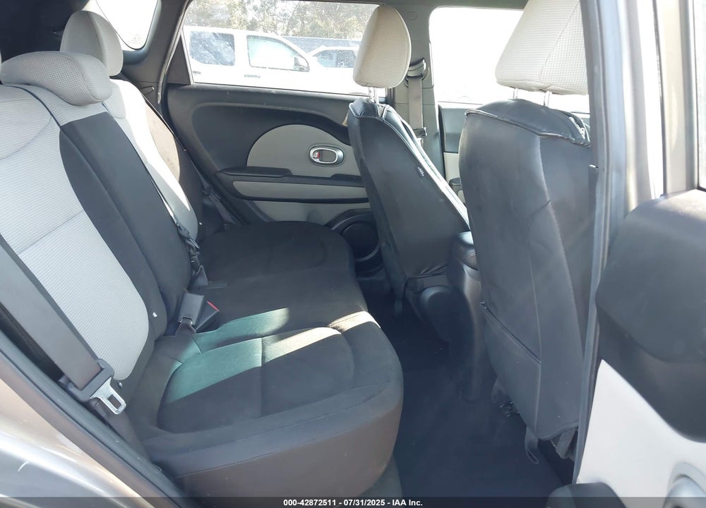 2016 KIA SOUL VIN: KNDJN2A28G7304731