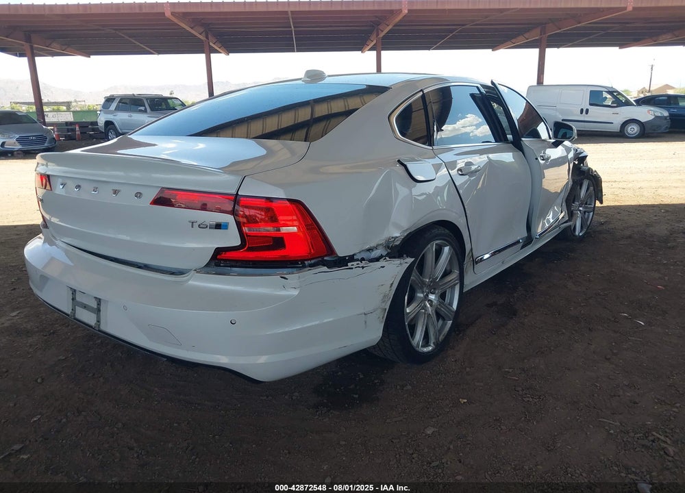 2020 VOLVO S90 VIN: LVYA22ML3LP175054